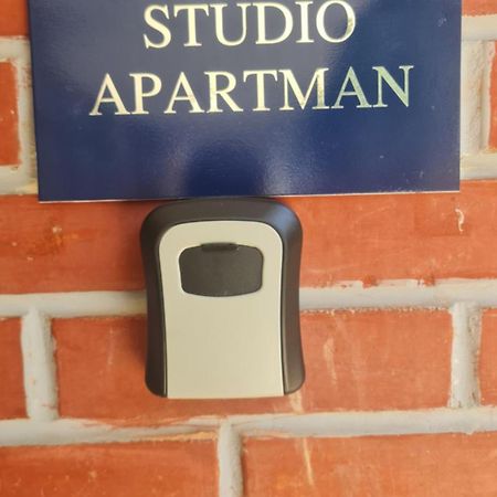 Studio Apartman Karler Karlovac Eksteriør billede